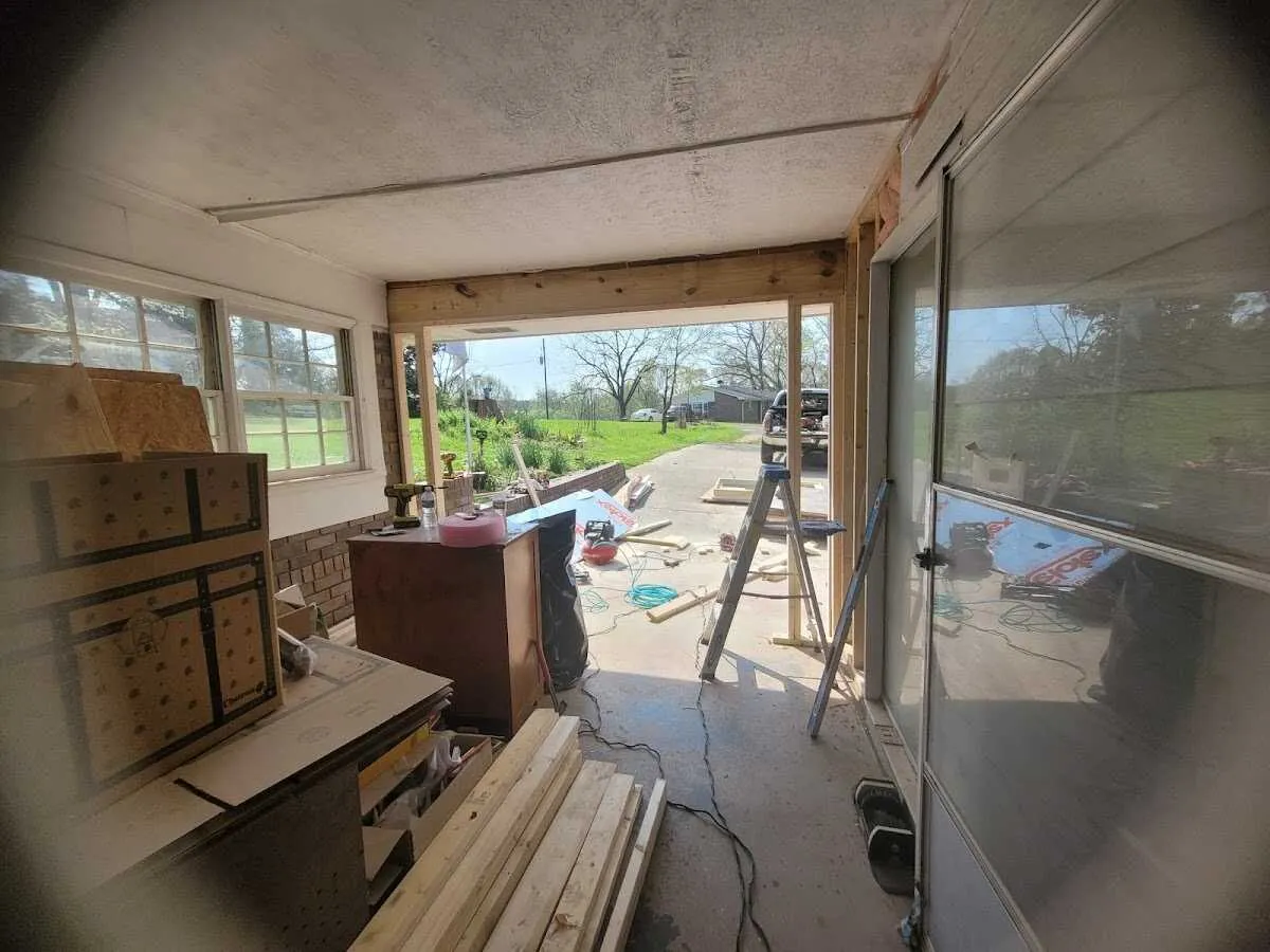 Air movers and dehumidifier for Drying & Dehumidification in Redlands